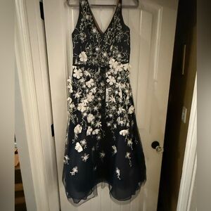 Marchesa Notte Navy with white 3D flowers dress. Size 10
